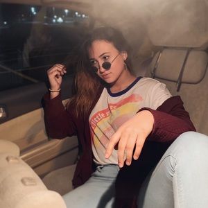 Meet your Posher, Candice